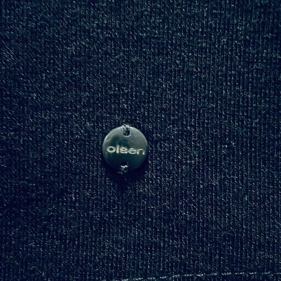 Women's Navy V-Neck Top - Picture 6 of 8